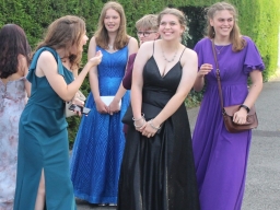 YR11 Prom 2025 - Arrivals